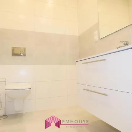 Apartament Portowa *